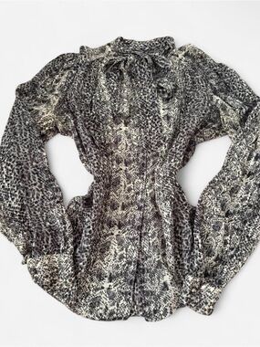 Vintage 90’s Adrianna Papell 100% Silk Snake Print Tie Neck Blouse